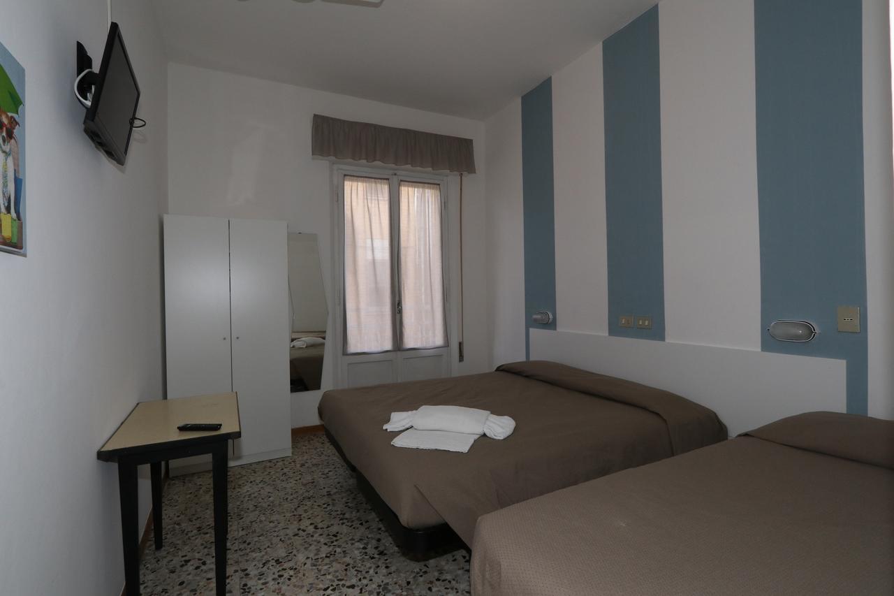 Hotel Urano Cattolica Extérieur photo