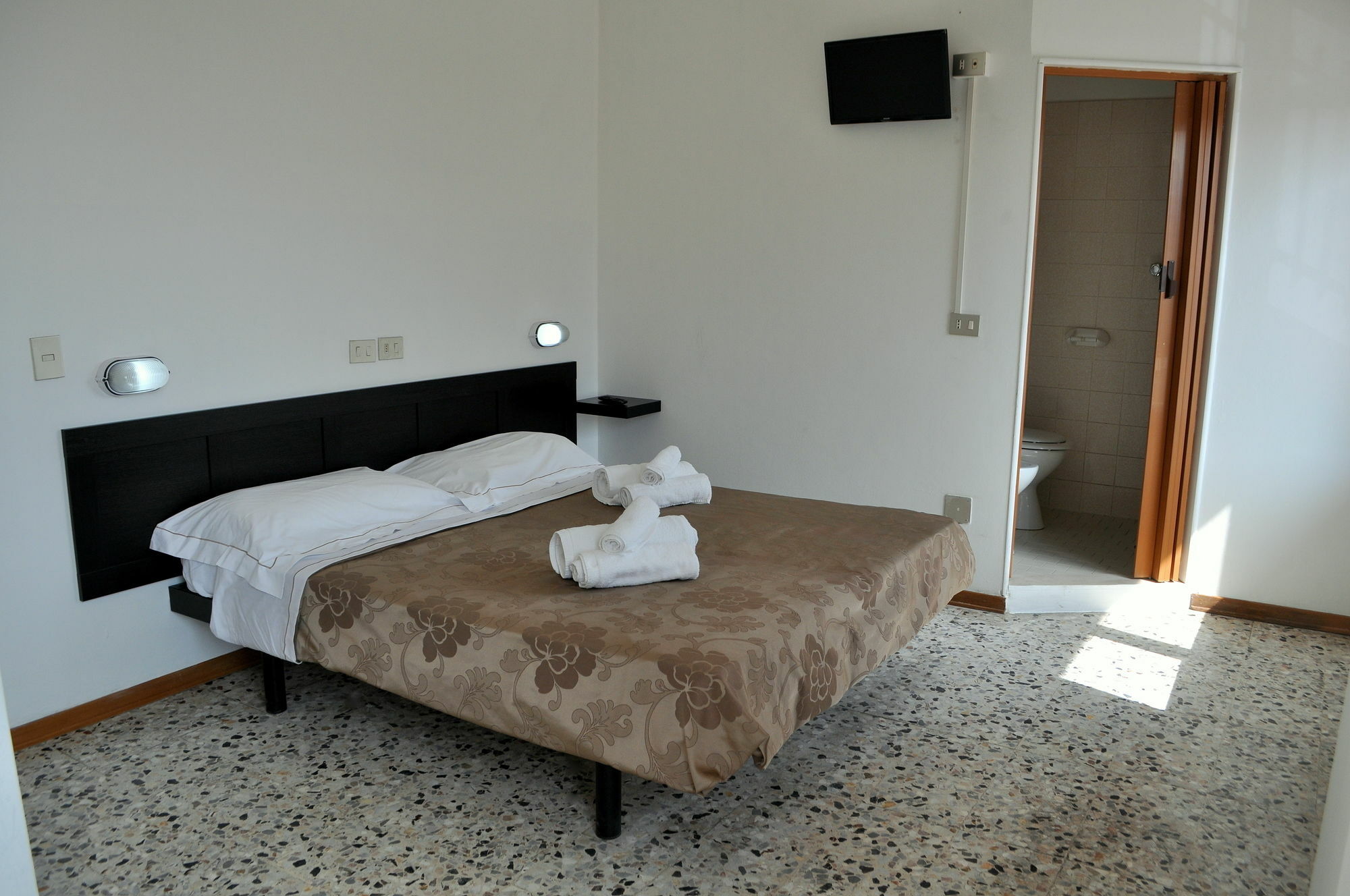Hotel Urano Cattolica Extérieur photo