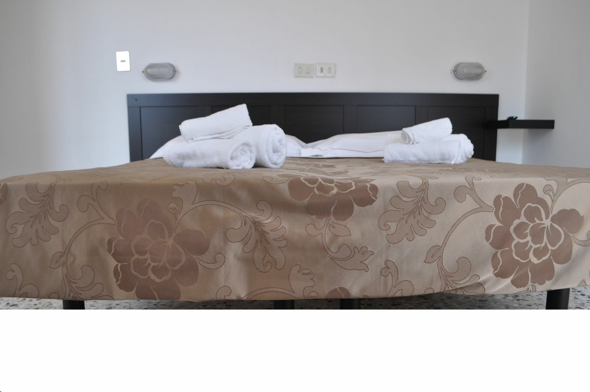 Hotel Urano Cattolica Extérieur photo