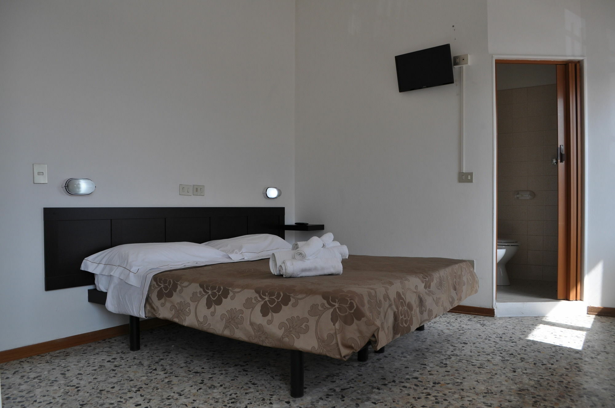 Hotel Urano Cattolica Extérieur photo