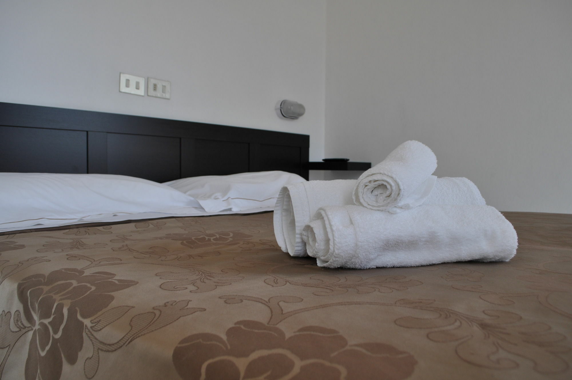 Hotel Urano Cattolica Extérieur photo